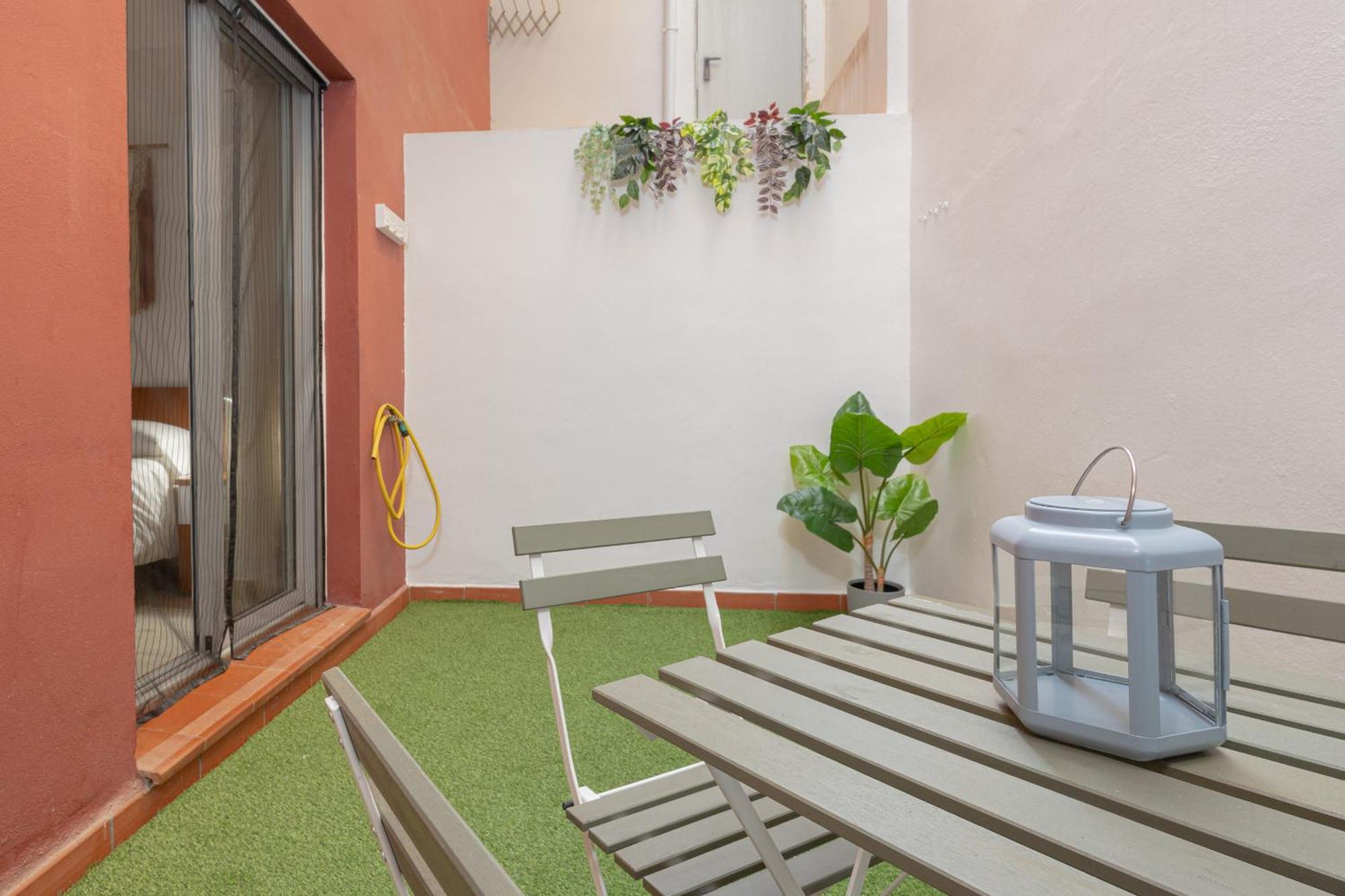 C55 Cosy Apartment Close To The Beach マラガ エクステリア 写真