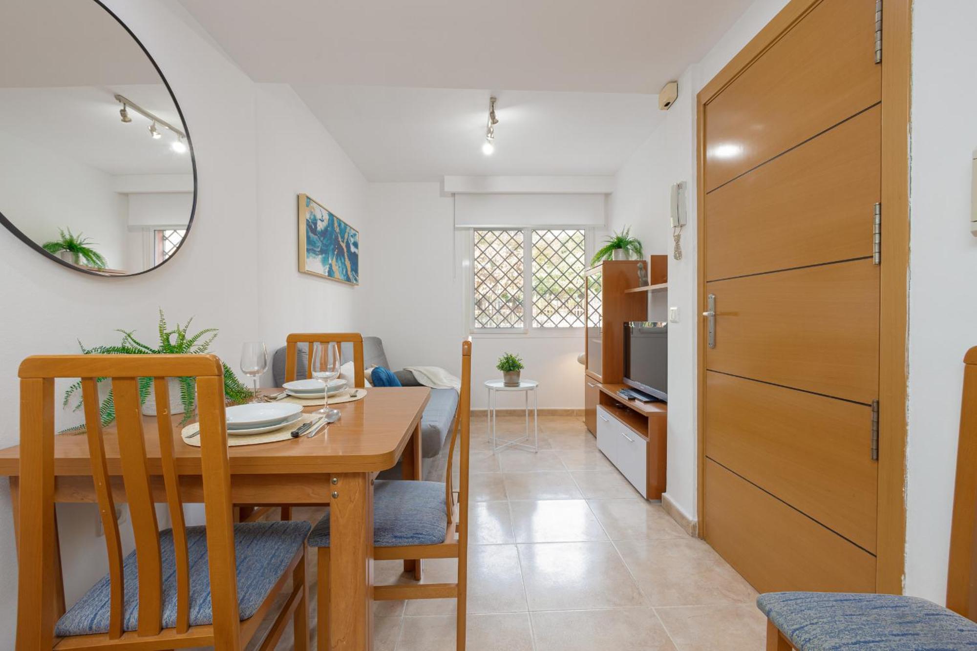C55 Cosy Apartment Close To The Beach マラガ エクステリア 写真