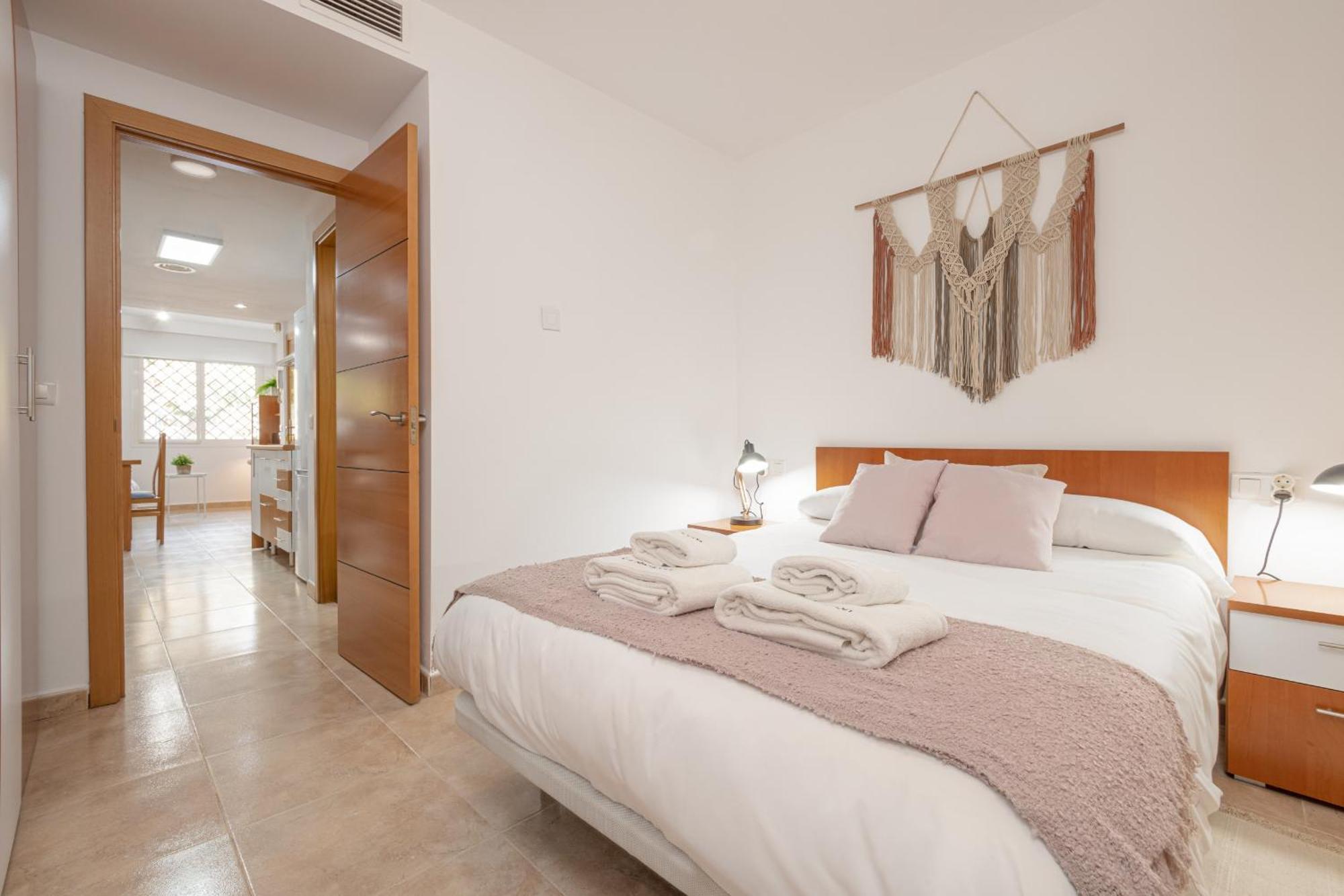 C55 Cosy Apartment Close To The Beach マラガ エクステリア 写真